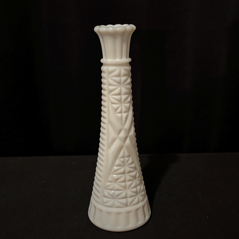 Vintage Milk Glass Vase – Embossed Geometric Pattern Bud Vase